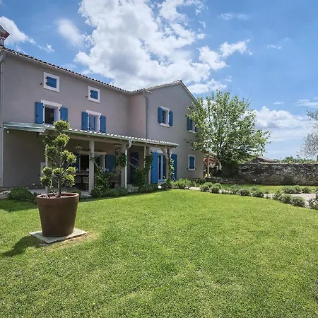 Holiday home Stancija Cabrunici